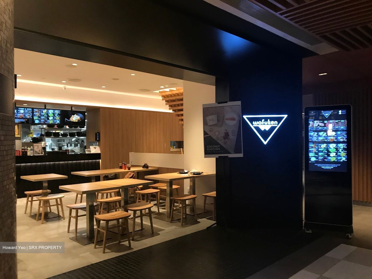 Oue Downtown (D1), Retail #539048071